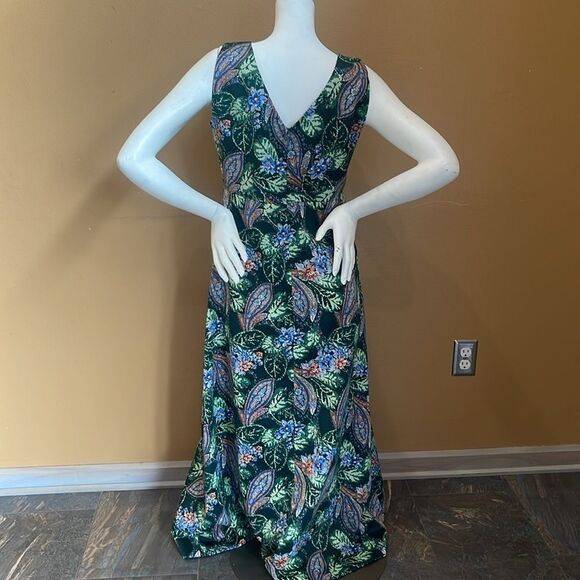 Hand made dress approximately size 8 floor length - Picture 4 of 14